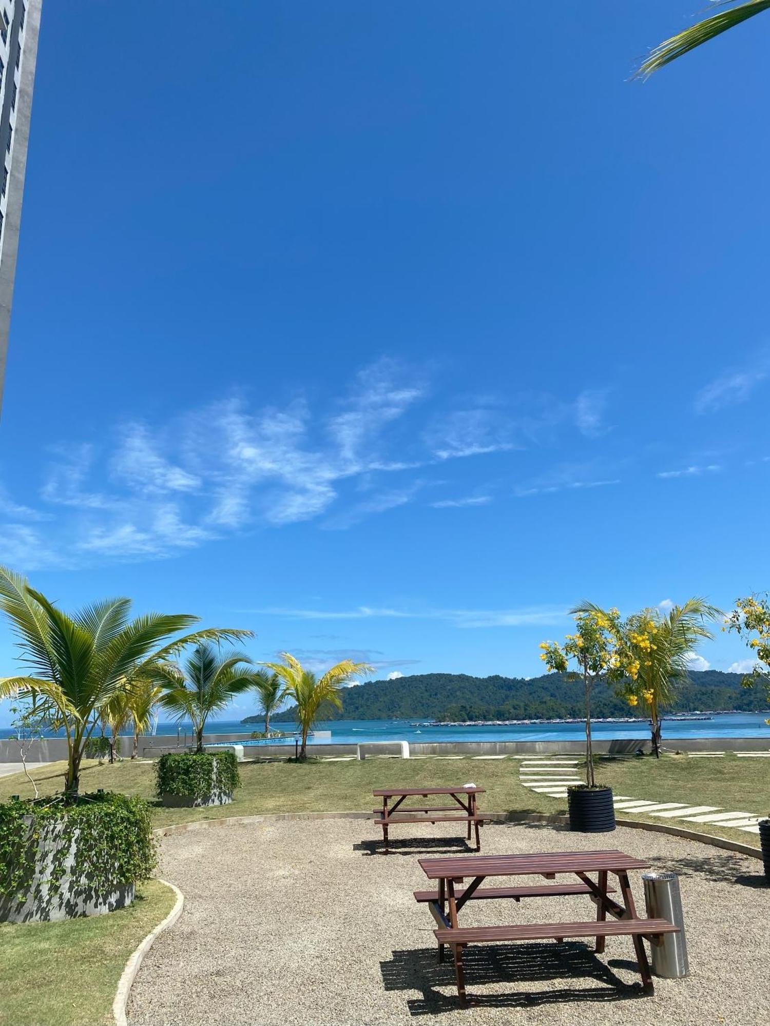 Jesselton Quay By Bunga Raya Homes コタキナバル エクステリア 写真