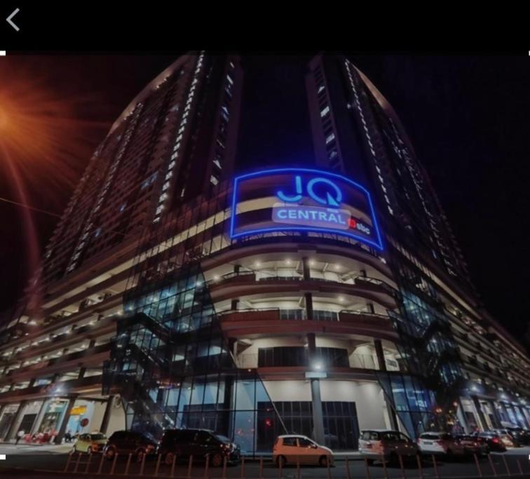Jesselton Quay By Bunga Raya Homes コタキナバル エクステリア 写真